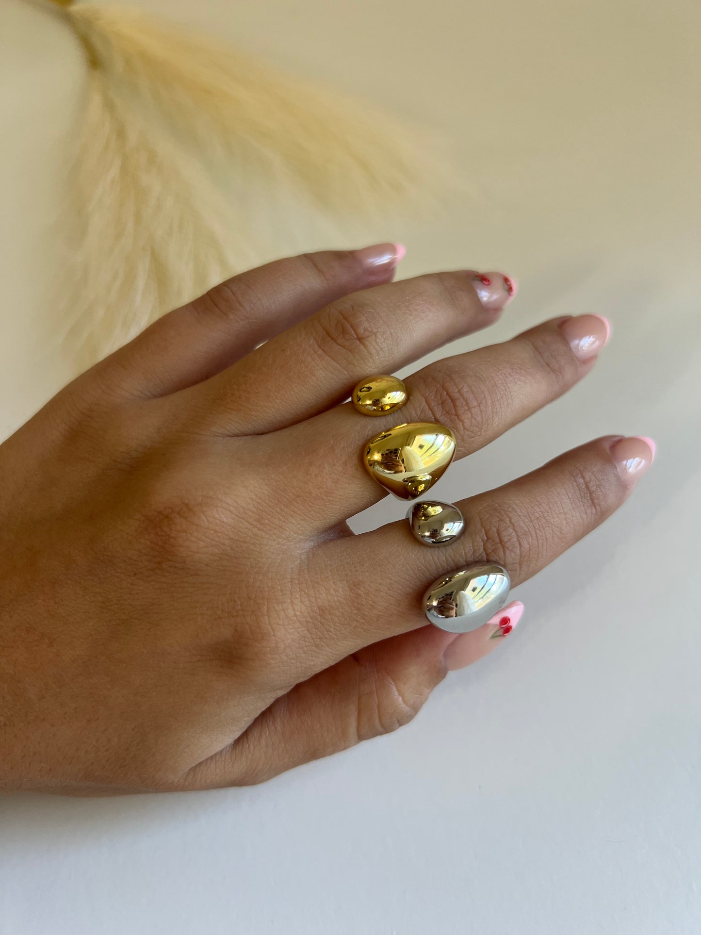 Alora Ring