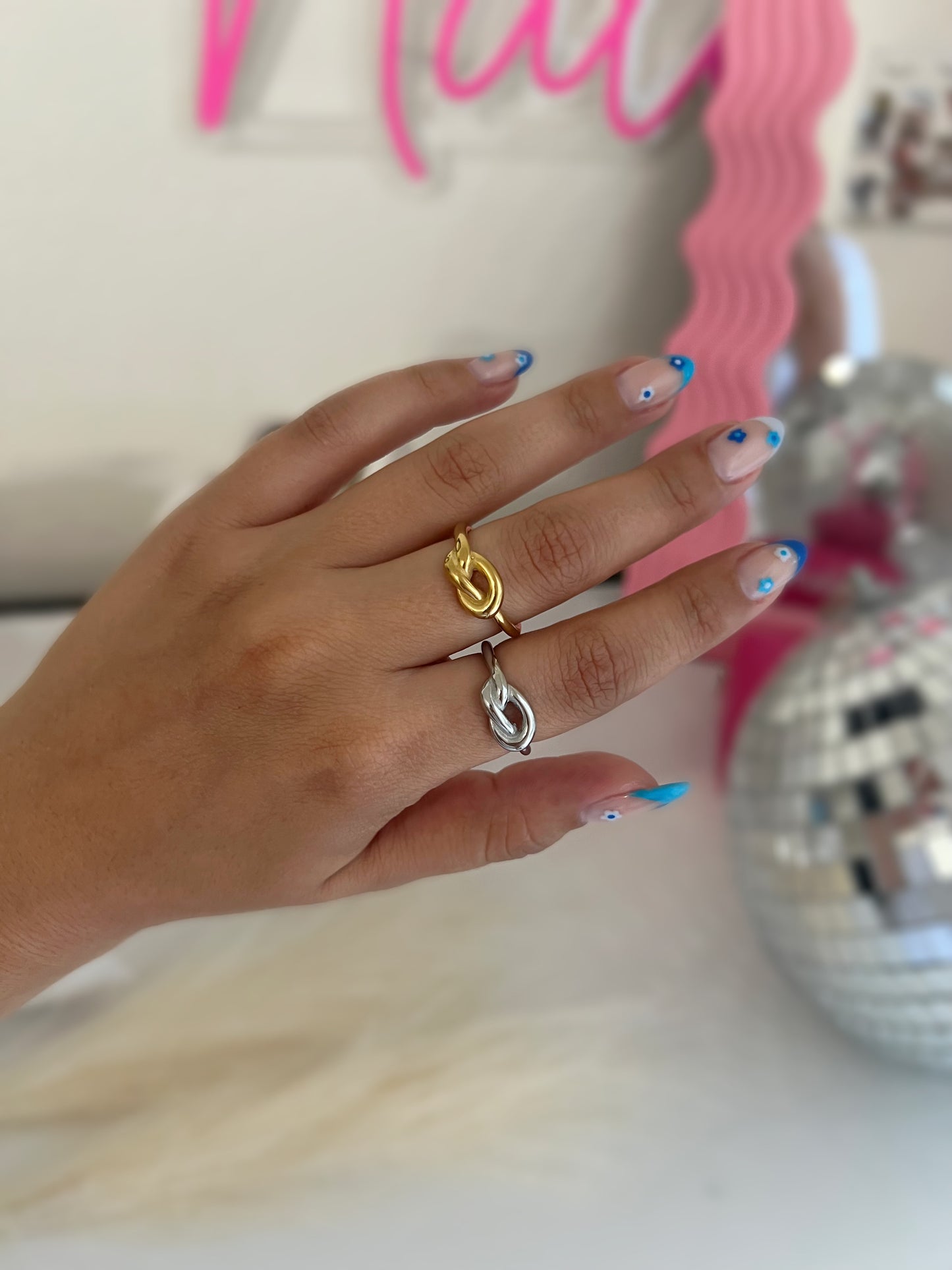 Knot Ring