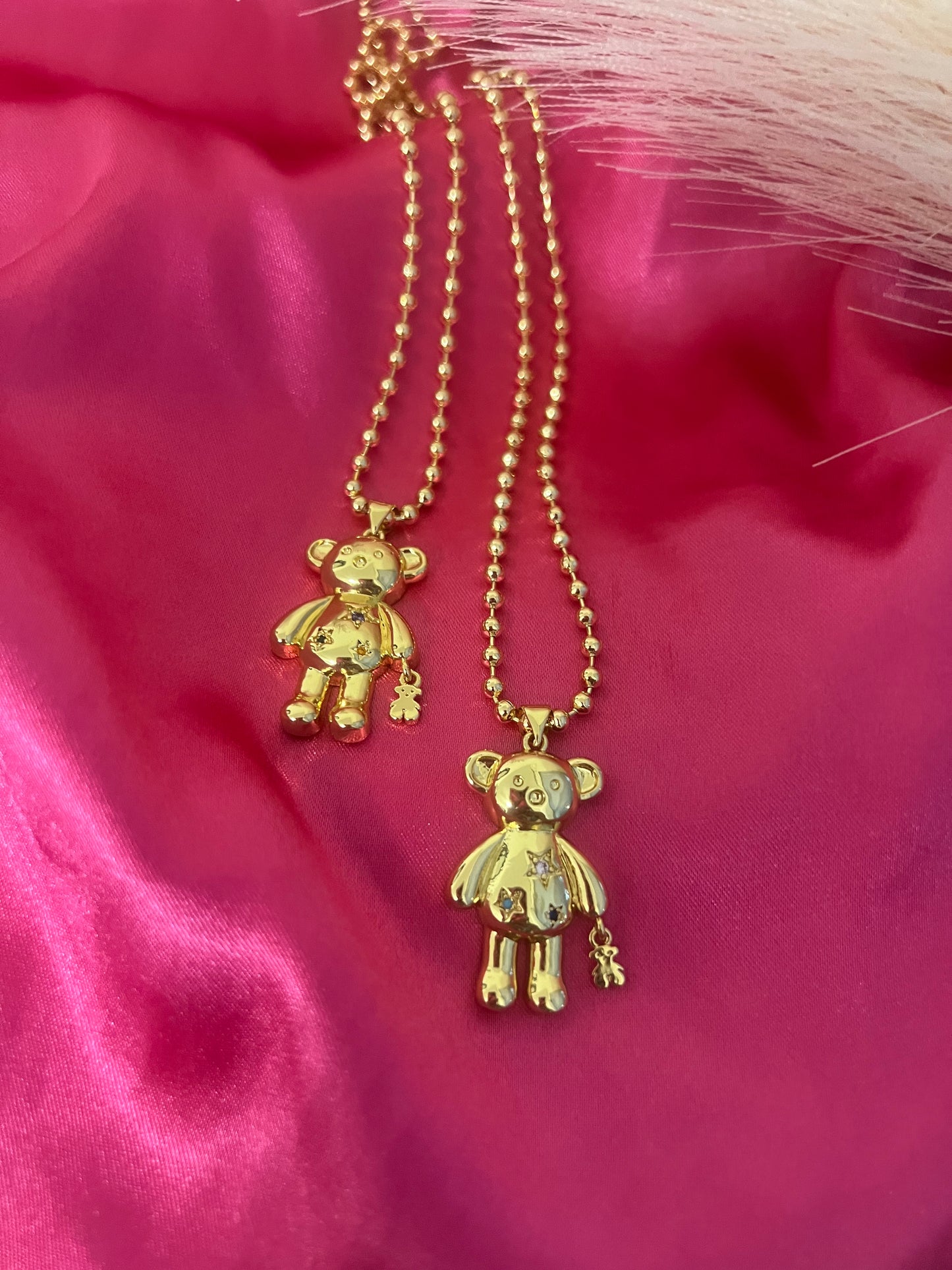 Oso Necklace