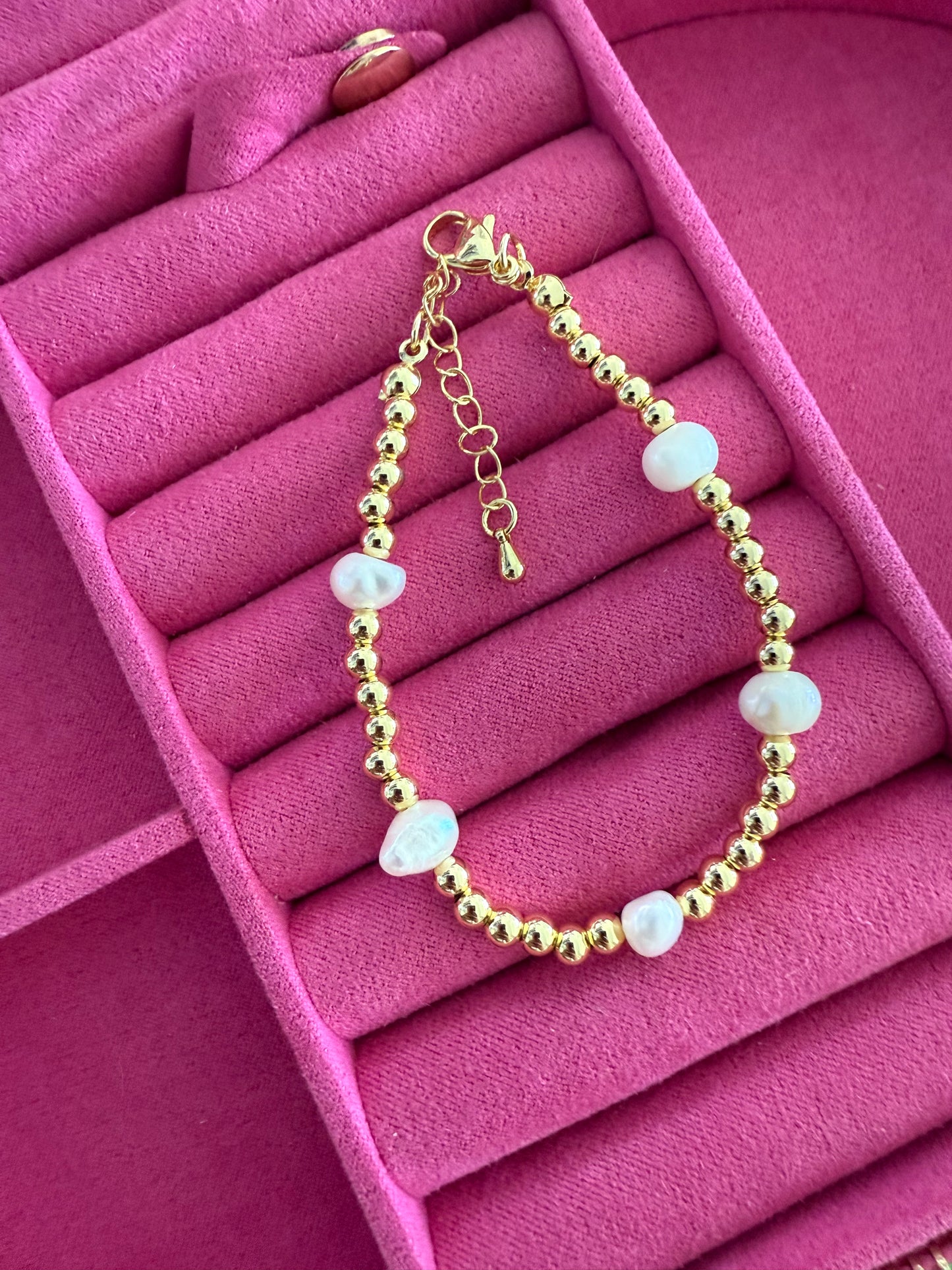 Pearls Bracelets