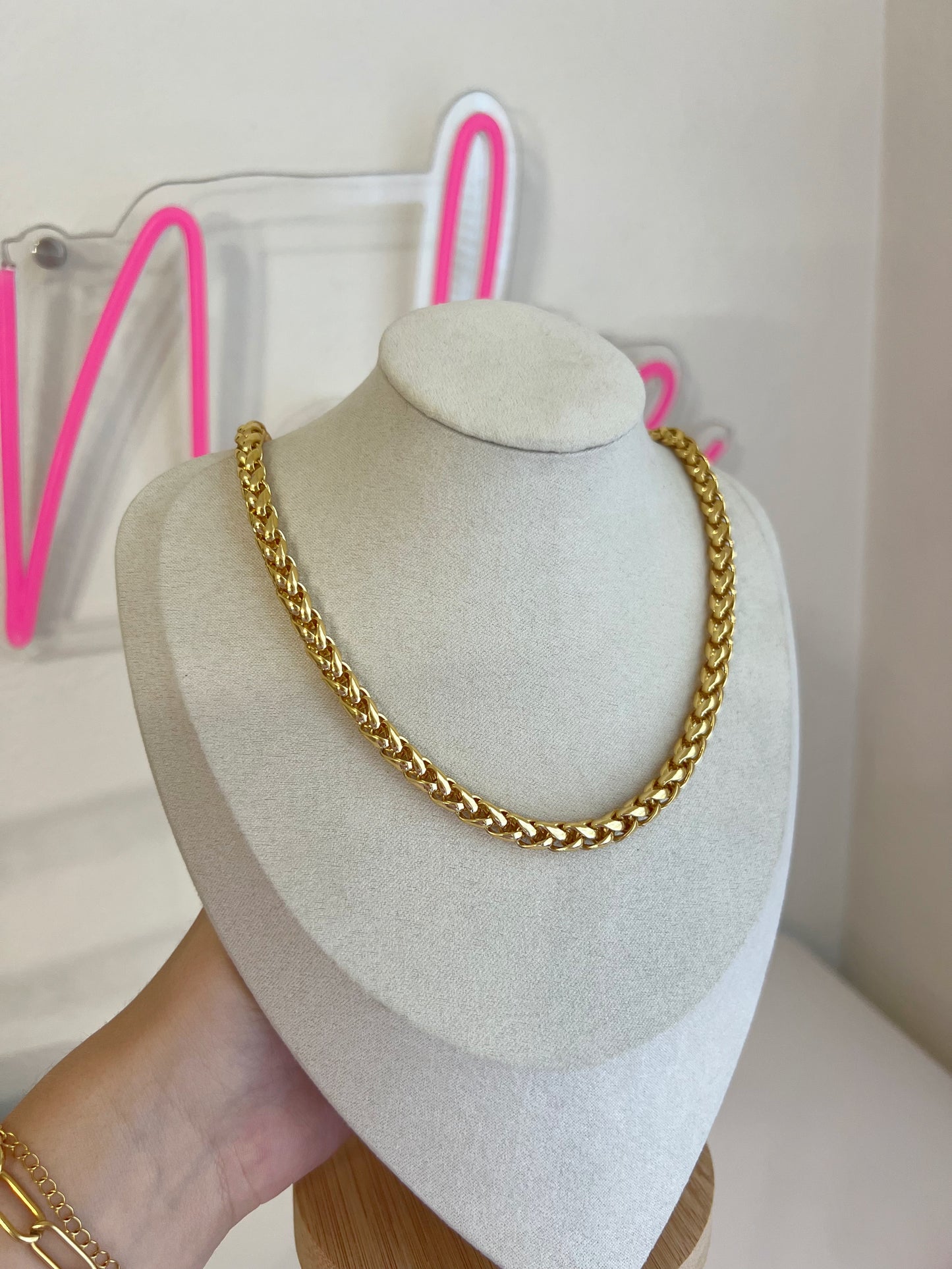 Victoria Necklace