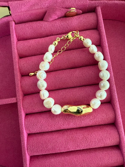 Pearls Bracelets