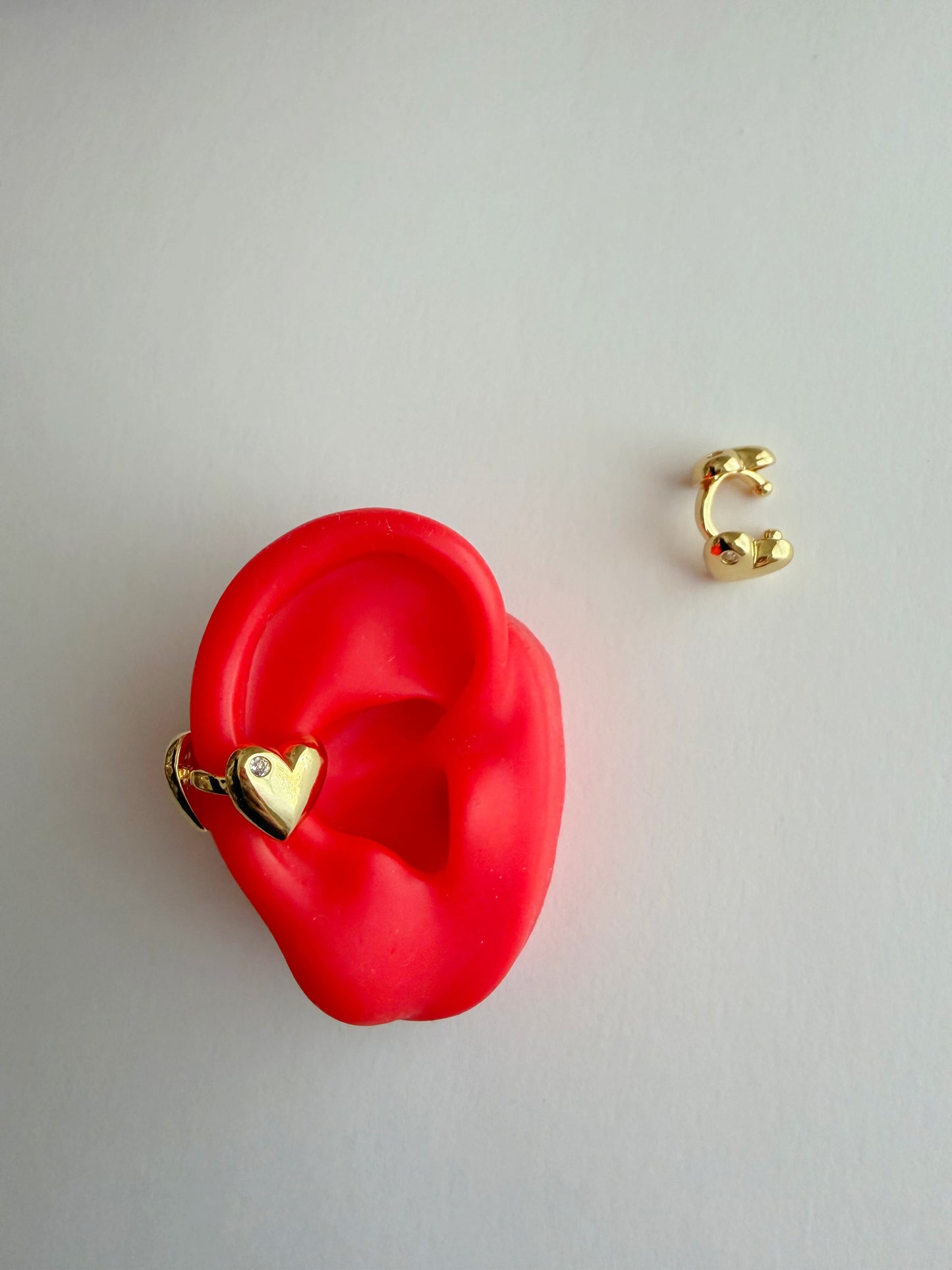 Golden Heart Ear Cuff