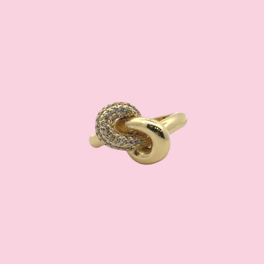 Fancy knot Ring