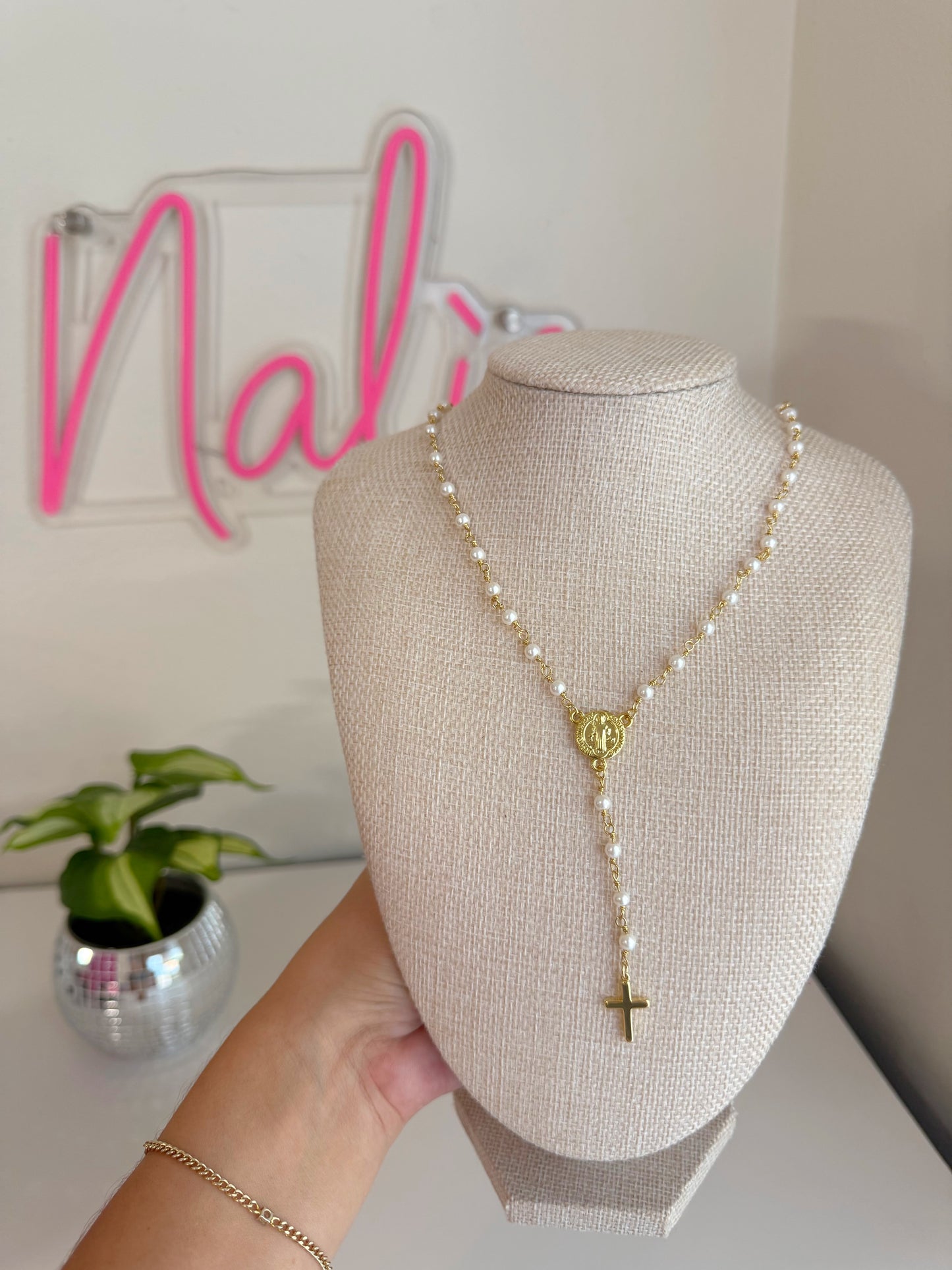 Rosario Pearl Necklace