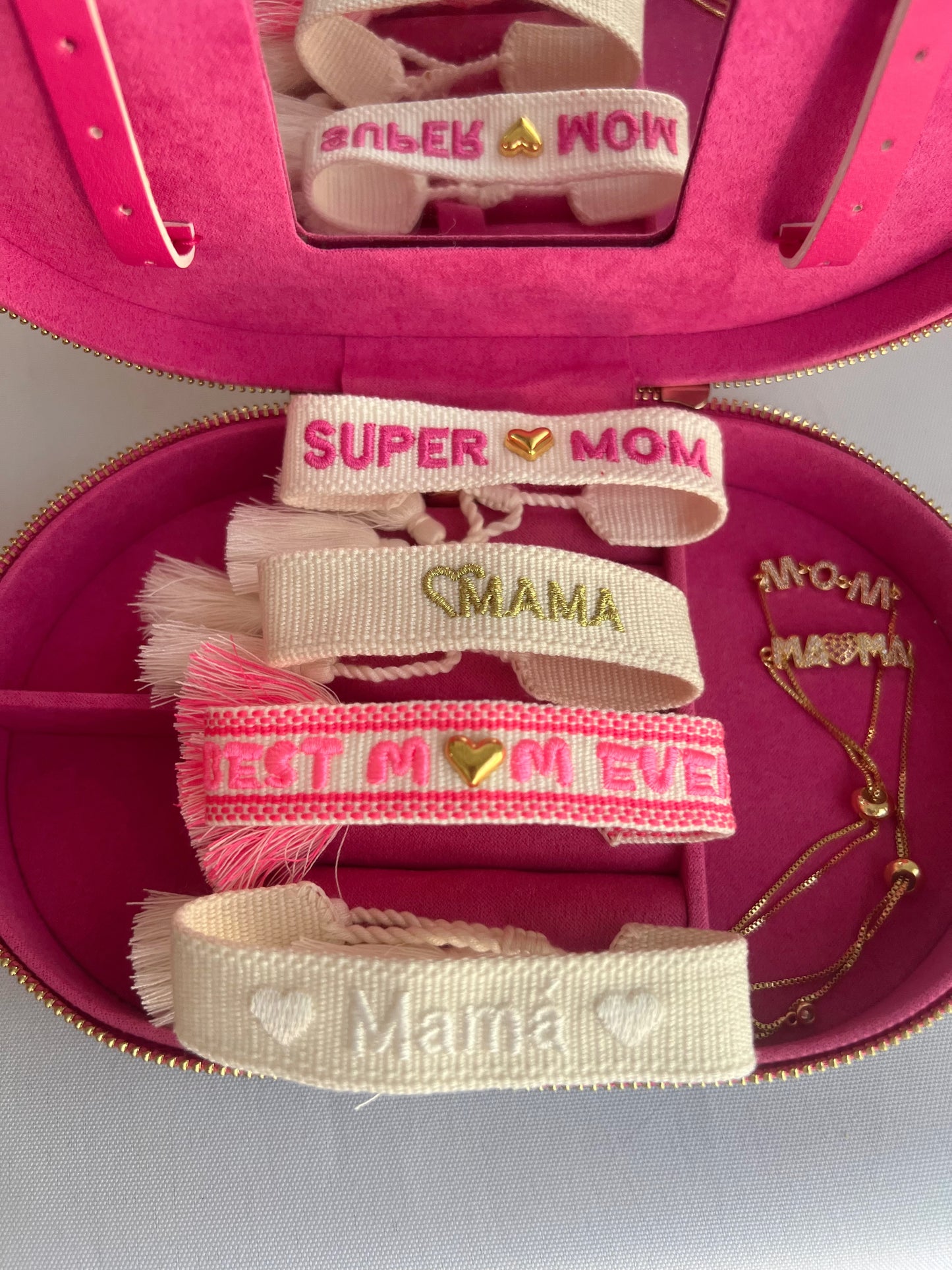 Mama friendship Bracelet