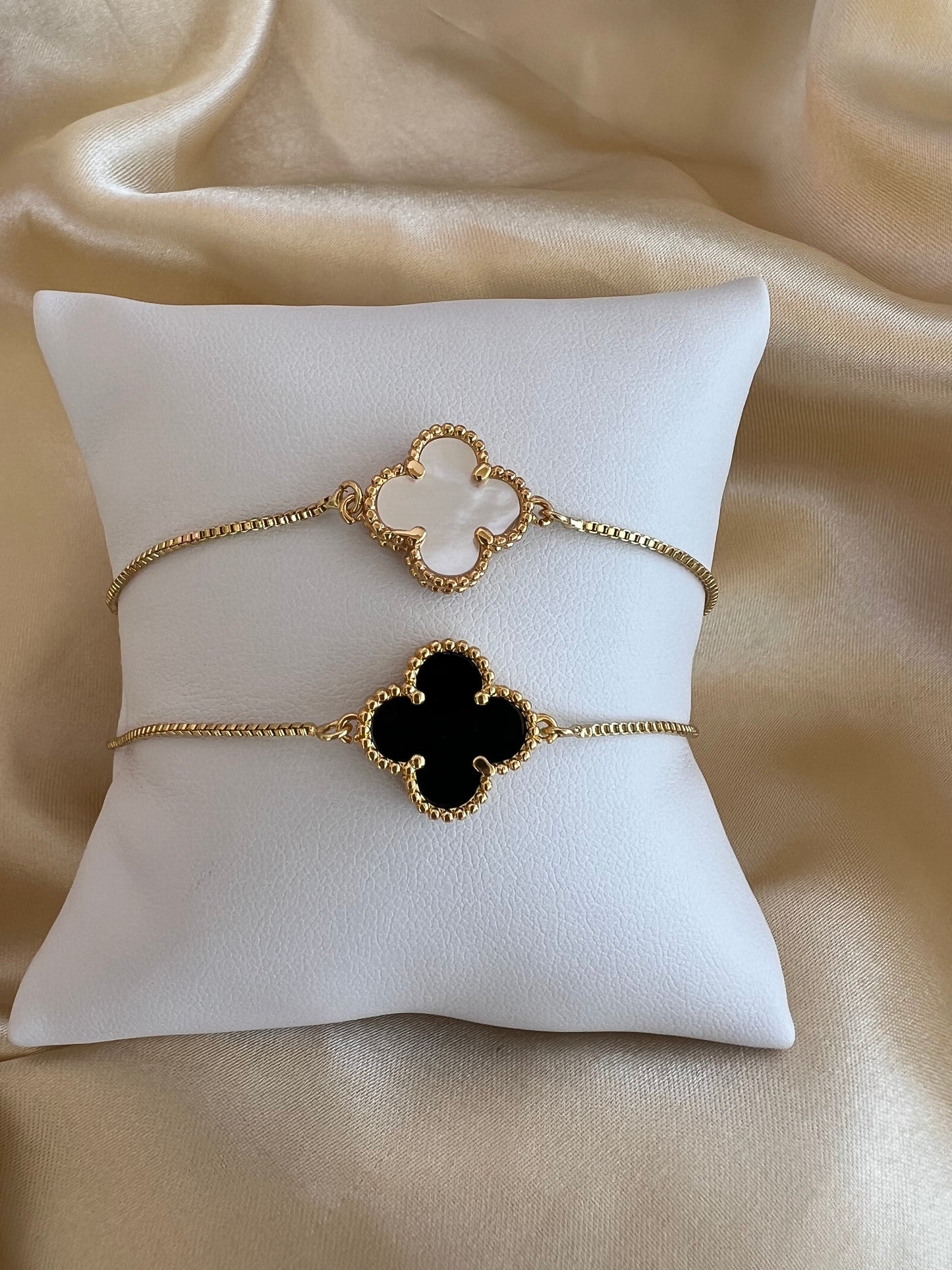 Single Clover Bracelet