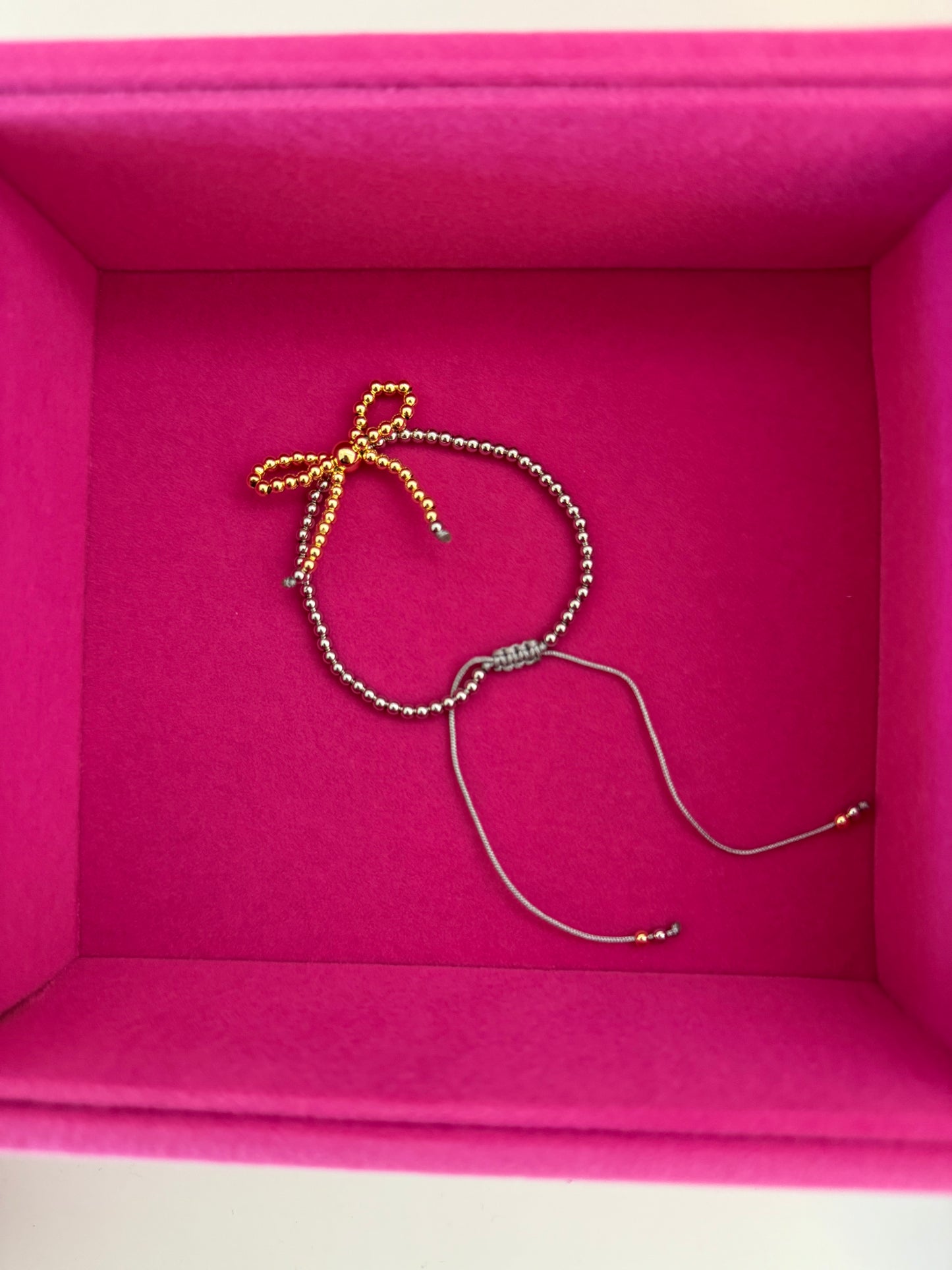 Two-Tone Bow