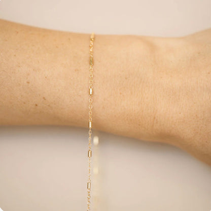 Expanded Tube Chain in Gold