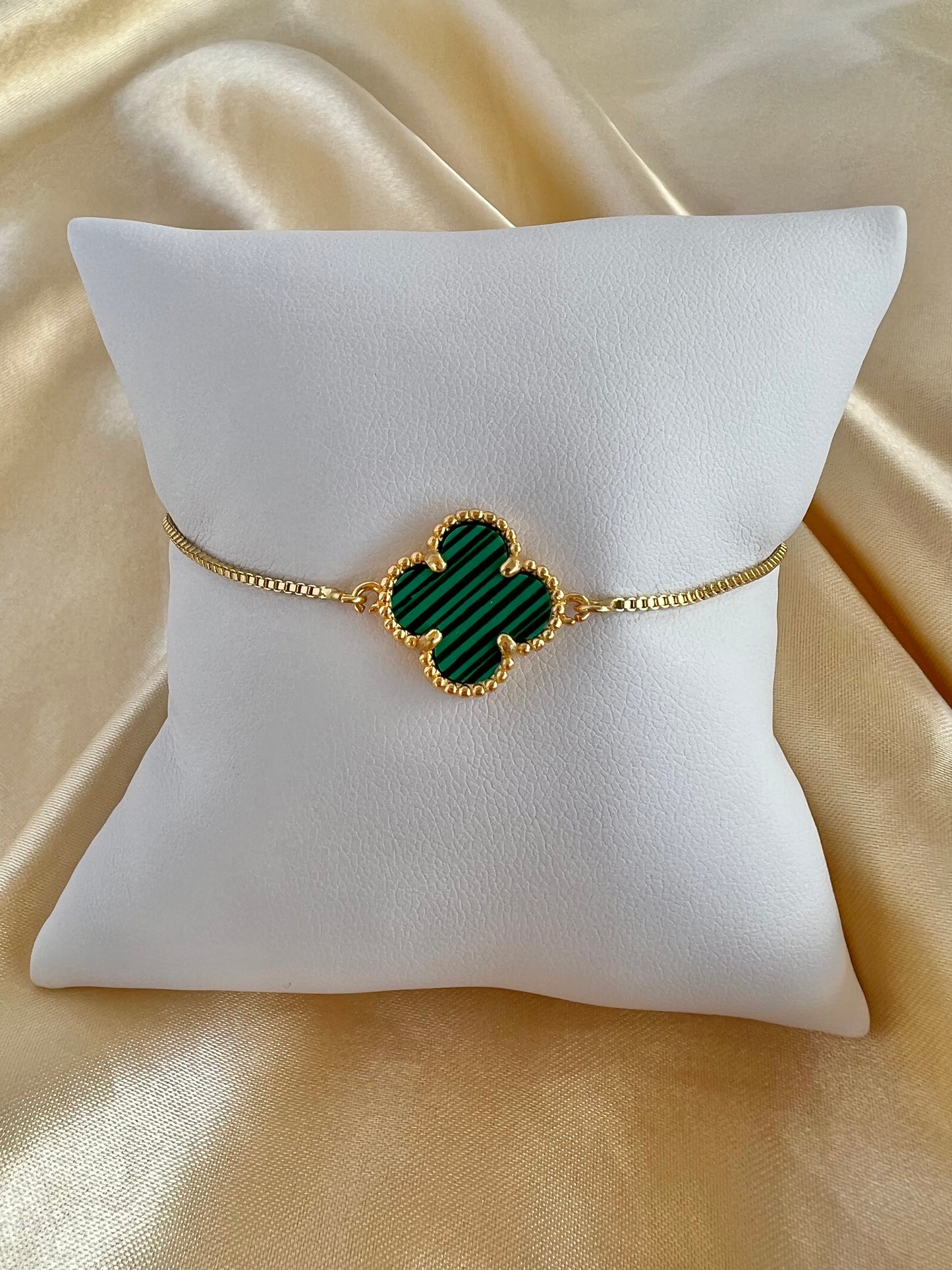 Single Clover Bracelet