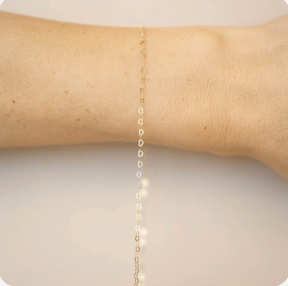 Mini Hearts Chain in Gold