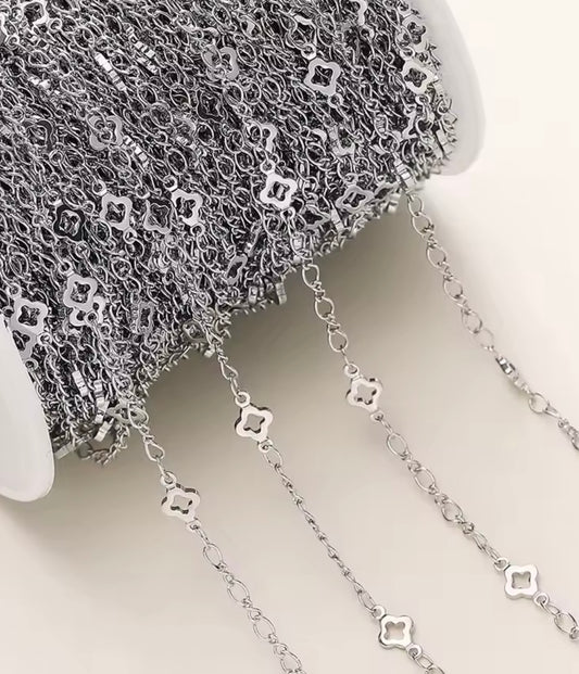 Clover Chain Style 2 in Silver